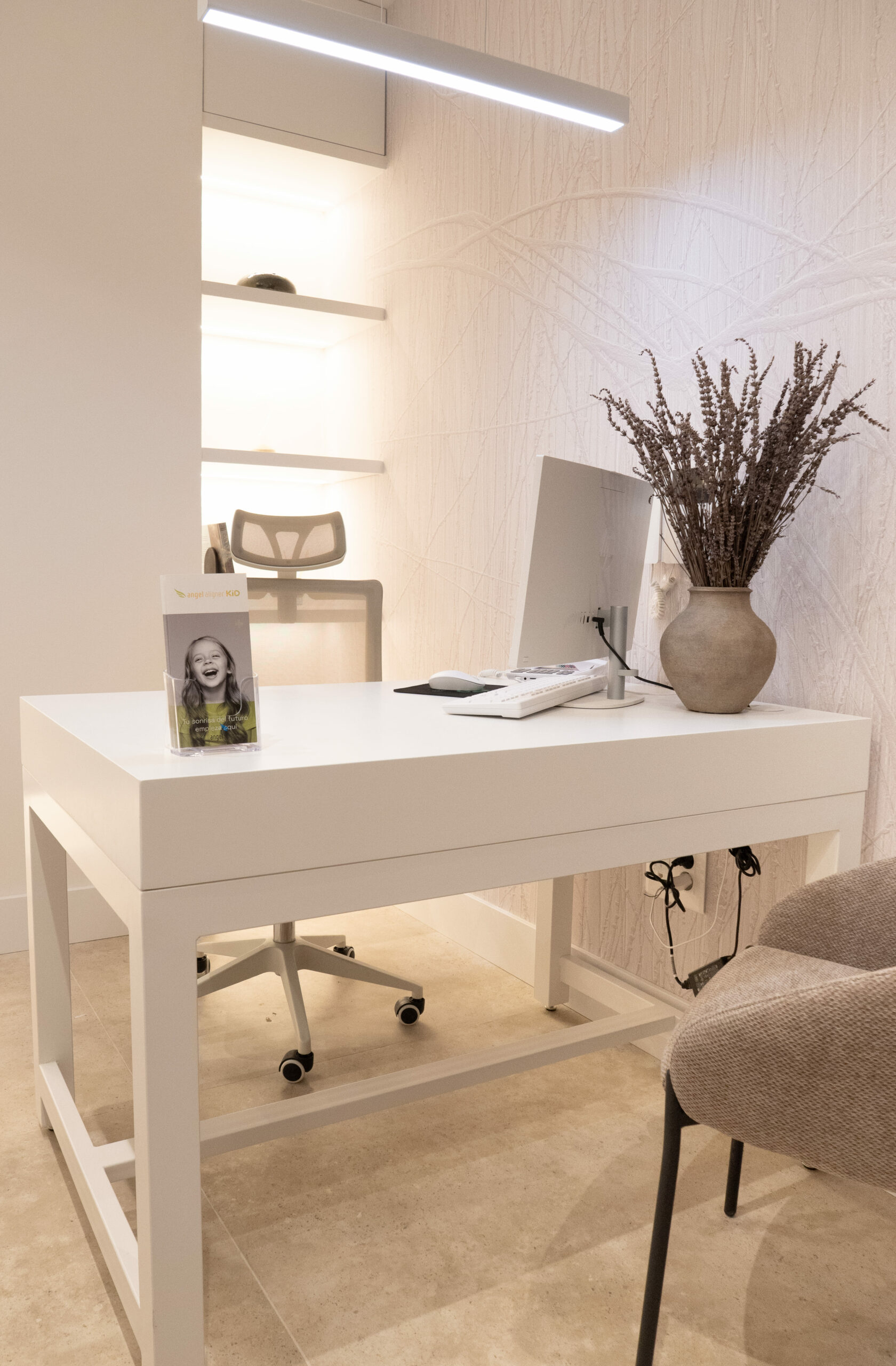 clinica dental jaen Dr Jesús García Merino Dentista implantes implantologia innovación